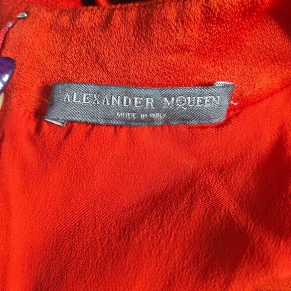 Alexander McQueen Blouse Size 40 Red Mock Neck Sleeveless Top - Picture 5 of 6